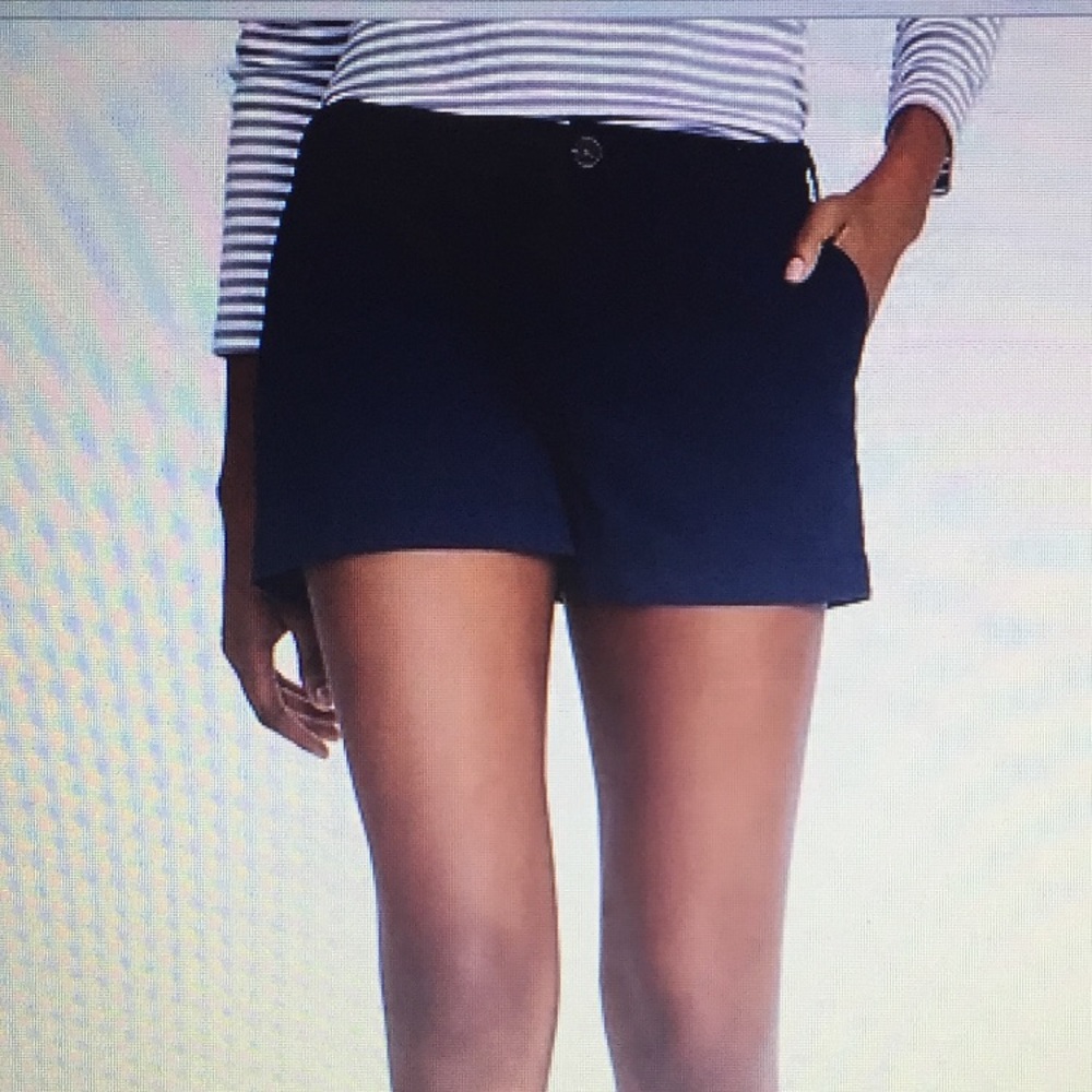 🆕 Old Navy Perfect shorts